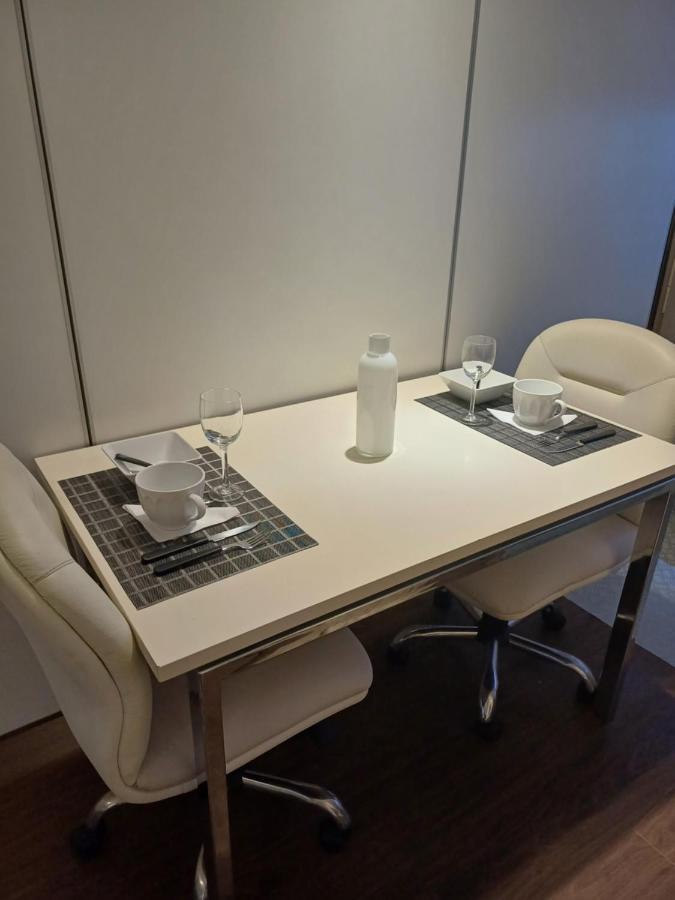 Estudio Vip En Recoleta บัวโนสไอเรส ภายนอก รูปภาพ
